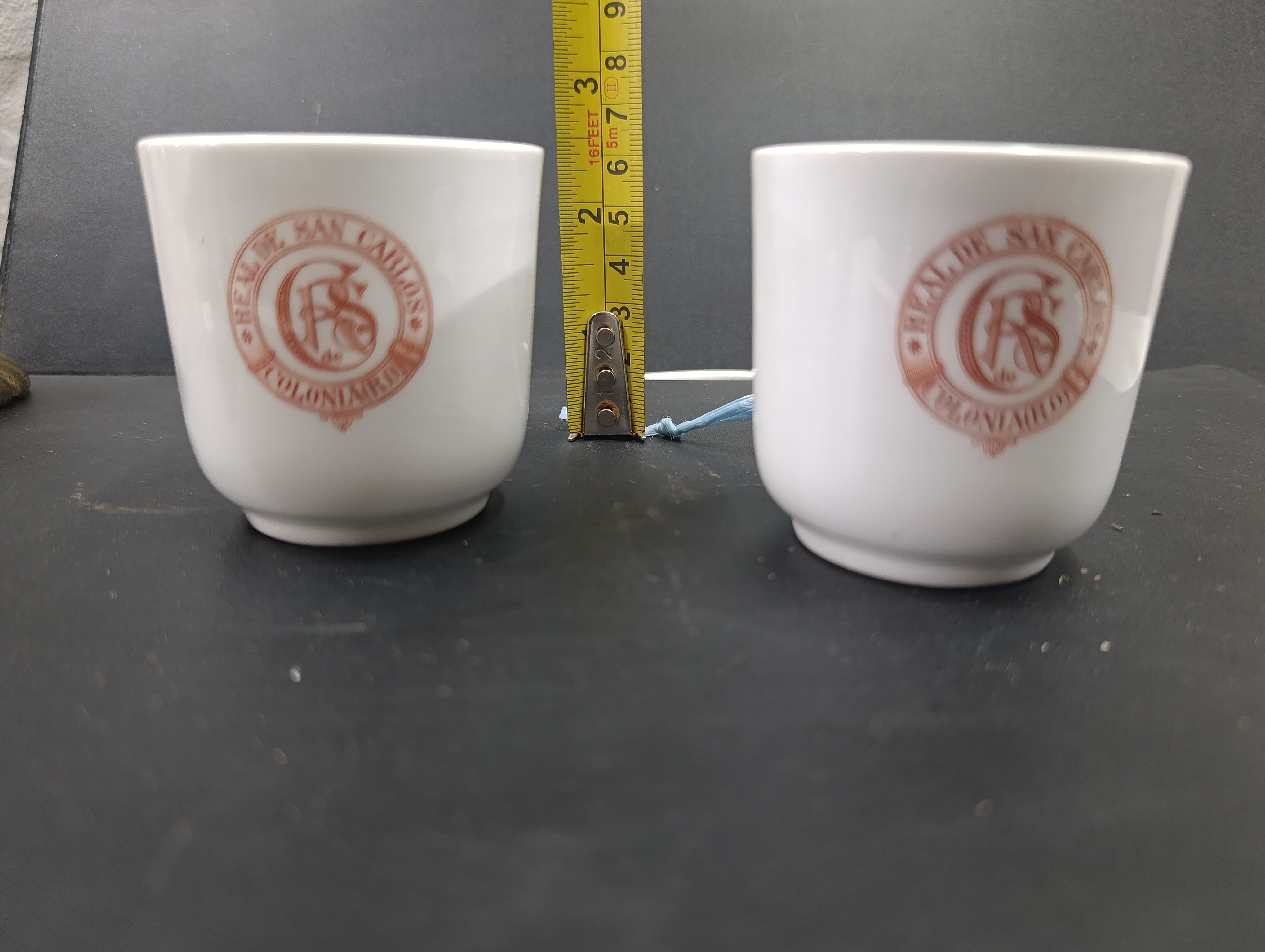 Taza de café hotel real de san carlos